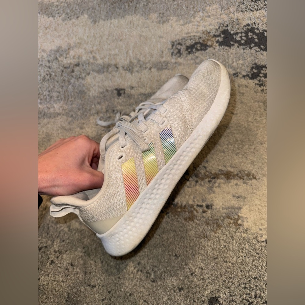 Adidas Sneakers